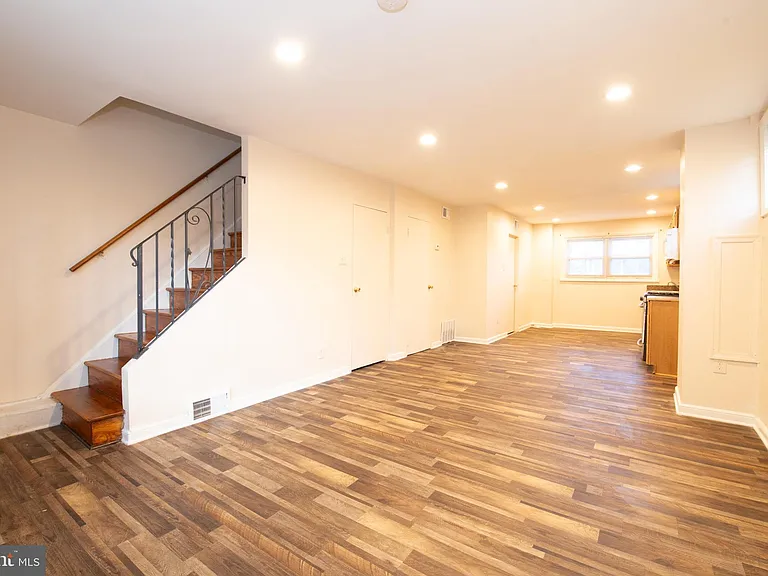 6021 N Norwood St — Photo 7
