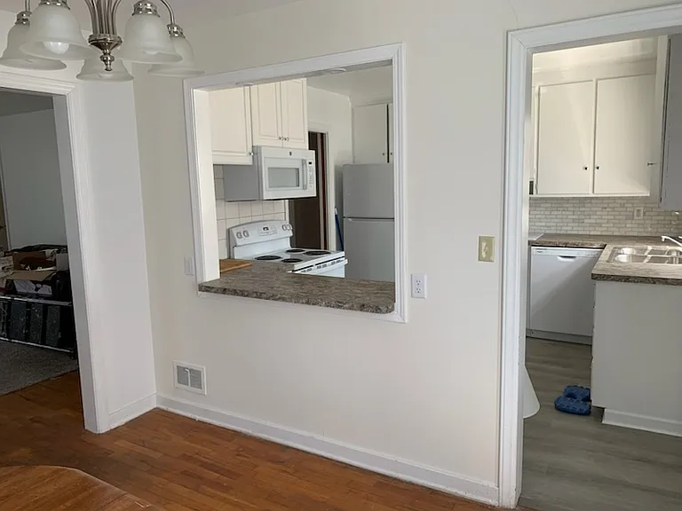 1819 W Hillsdale St — Photo 12