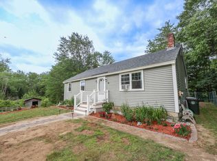 16 Mountain View Rd, Deerfield, NH 03037