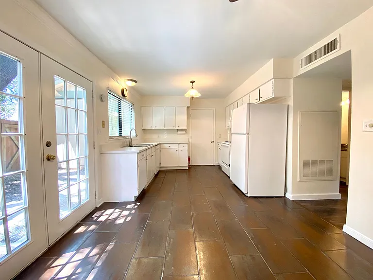 9535 Quail Village Ln — Photo 4