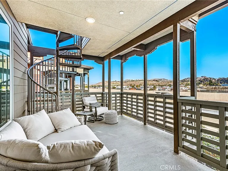 1309 Doheny Way — Photo 23