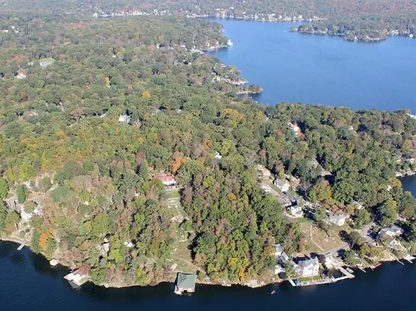 151 N Forest Dr, Huntsville, TX 77340