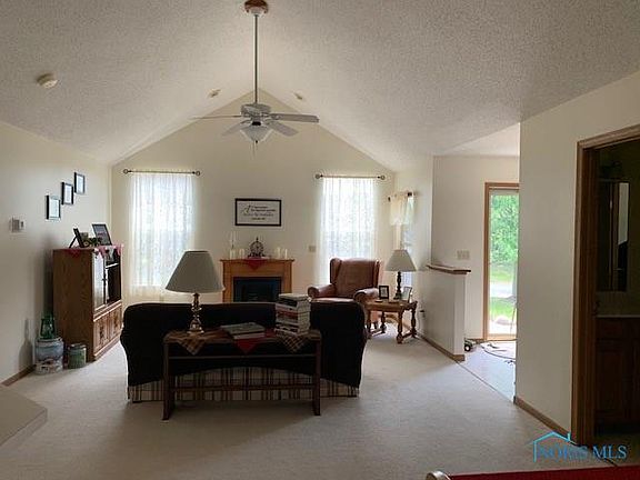 5th image of 7629 Brookstone Dr #U