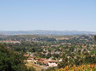 18 La Cam Rd, Thousand Oaks, CA 91320