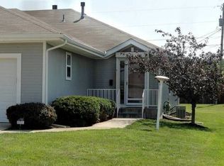 3360 SW Chelsea Cir, Topeka, KS 66614