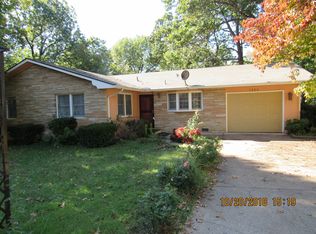 1406 Crest St, Grove, OK 74344