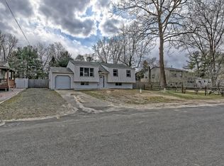 123 W Beach Rd, Williamstown, NJ 08094