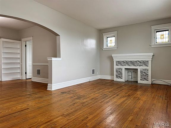 4th image of 4215 Gannett St
