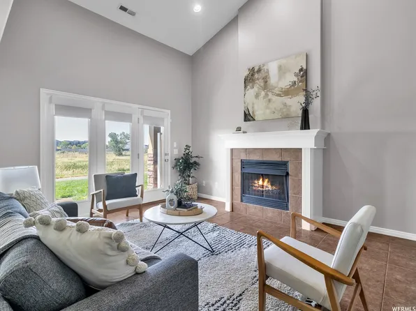 991 W Willow Green Way, Farmington, UT 84025