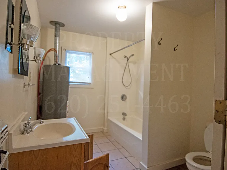 425 N Delaware St — Photo 14