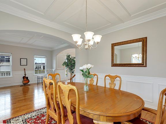 5th image of 25800 Campbell Ln