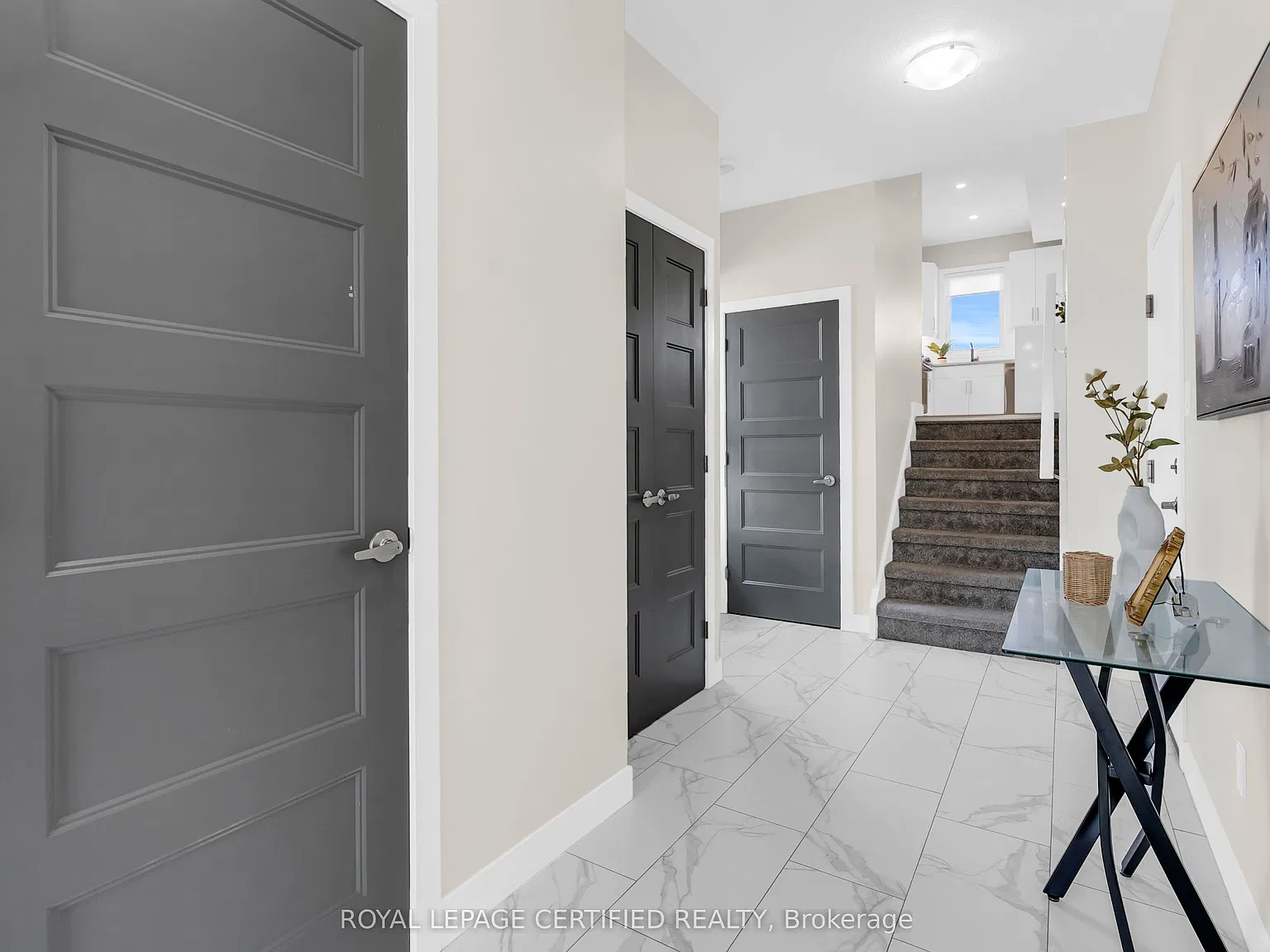 3380 Singleton Ave — Photo 4