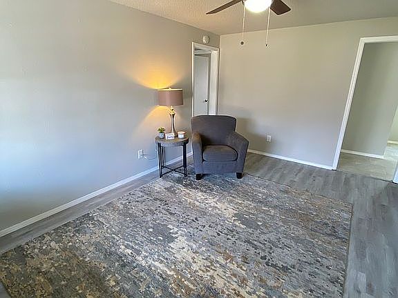 3rd image of 5205 S Bodine Dr