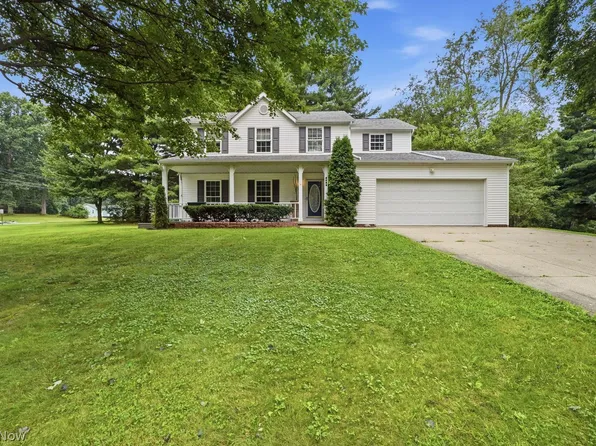 2386 Mallard Rd, Akron, OH 44319