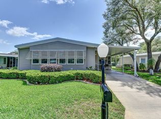 424 Kingslake Dr, Debary, FL 32713