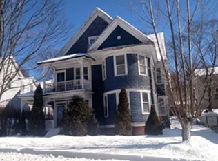 54 Uxbridge St, Worcester, MA 01605