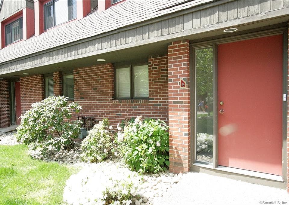 1st image of 96 Montoya Dr