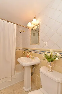 Sold by Keller Williams NYC | media 9