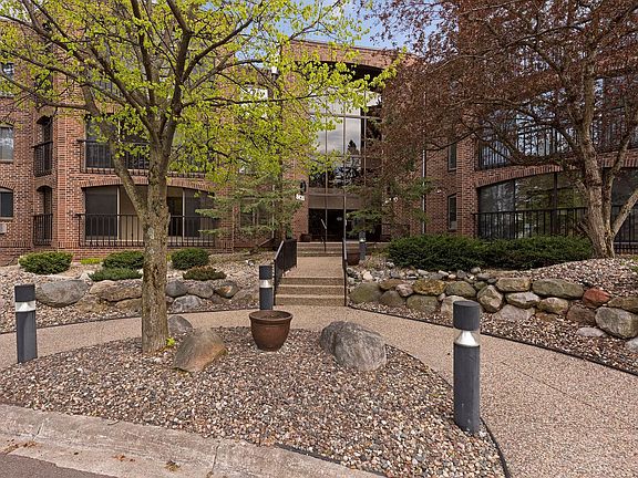 2nd image of 8430 Pennsylvania Rd APT 311