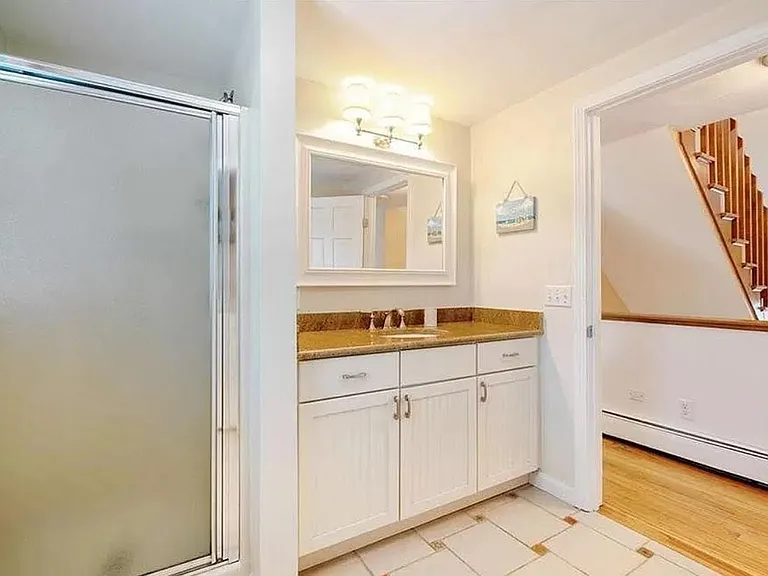 9 Redwood Dr — Photo 12