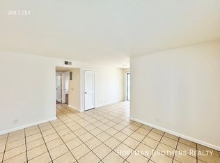 5915 Woodman Ave #103, Van Nuys, CA 91401