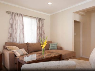 17524 Cohasset St, Van Nuys, CA, 91406