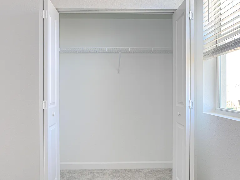 503 SE Rivergrass St — Photo 41