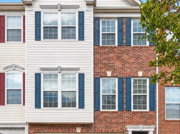 18554 Sierra Springs Sq, Leesburg, VA 20176