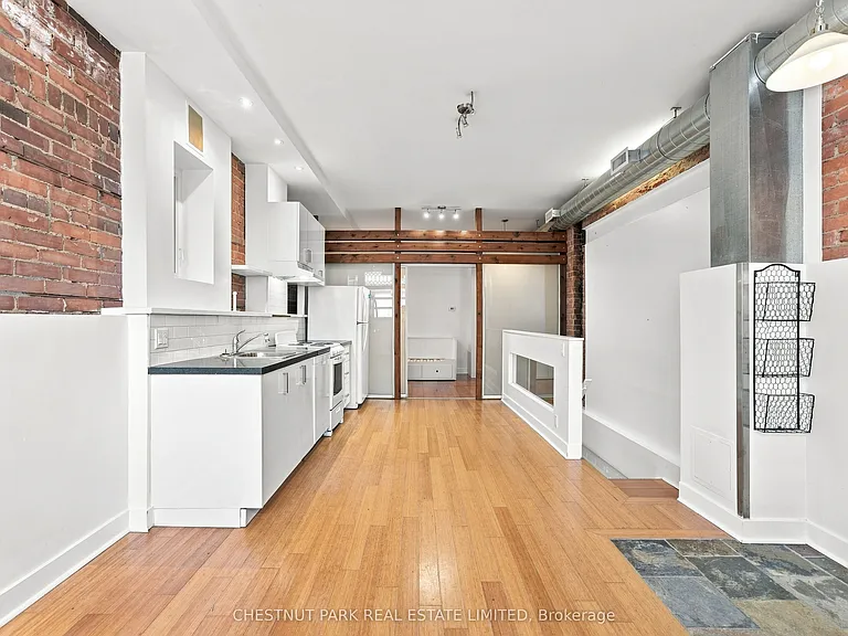 208 Greenwood Ave #1 — Photo 1