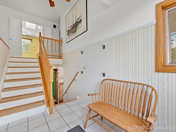 3rd image of 20W632 Glen Ct