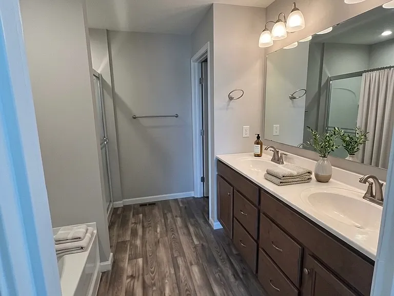 10561 Elderberry Ln — Photo 8