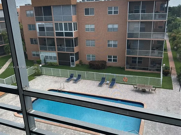 3048 E Sunrise Lakes Dr #421 — Photo 4