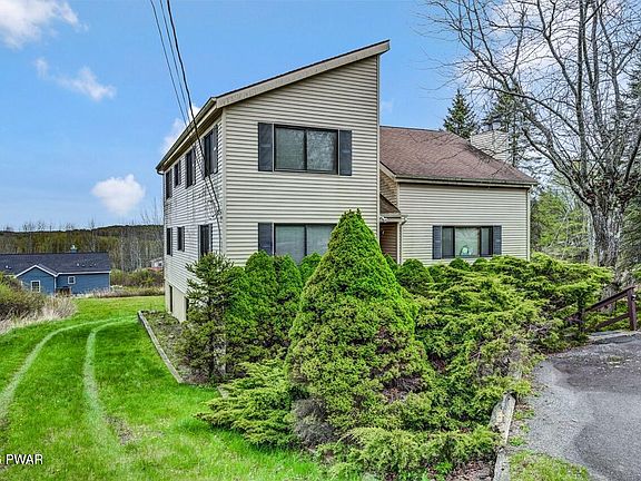 3rd image of 87 Ridgeview Dr