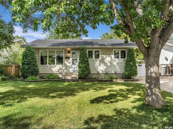 26 Fyfe STREET, Regina, SK S4X 1J8