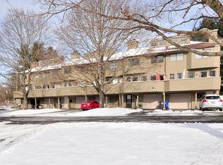 76 Far View Cmns, Southbury, CT 06488