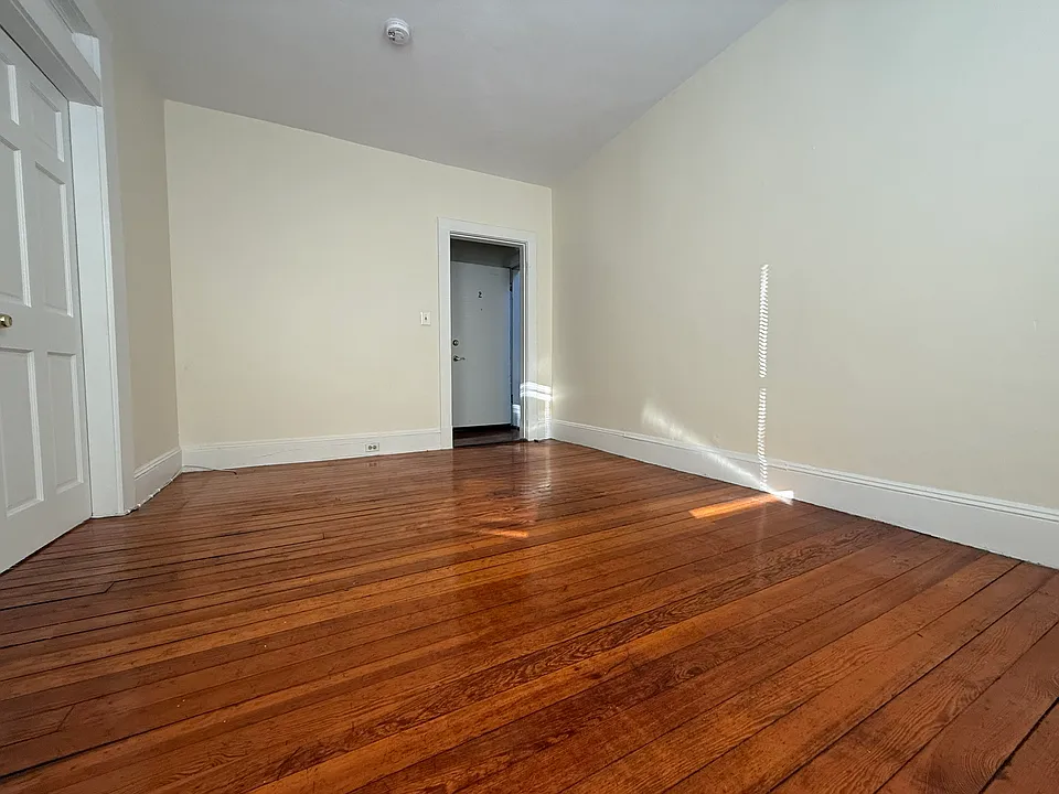 27 Forest St #2
