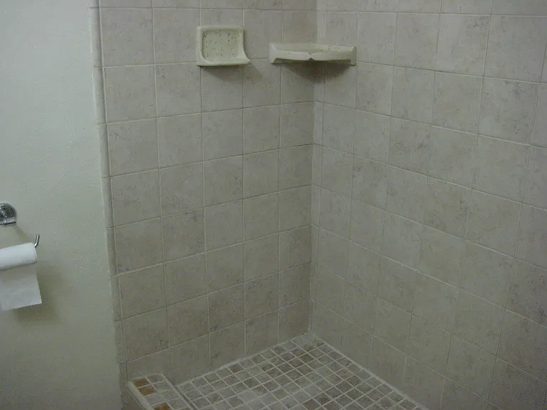 Parker Ave — Photo 2
