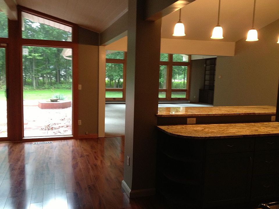 2nd image of 1840 Old Tannery Cir