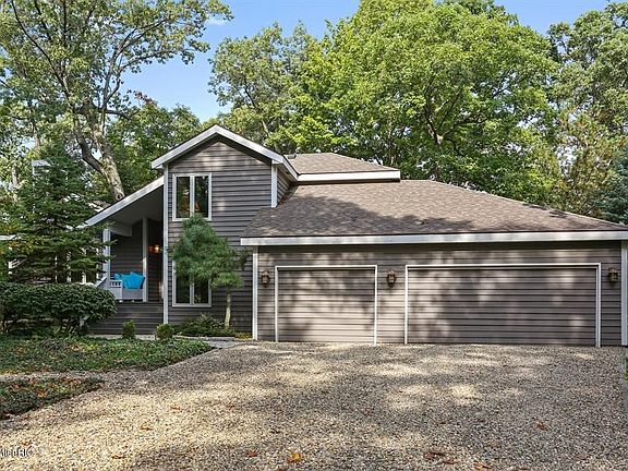 4th image of 16660 Westway Dr