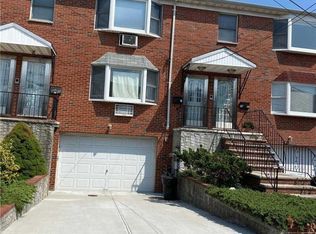 3605 166th St, Flushing, NY 11358