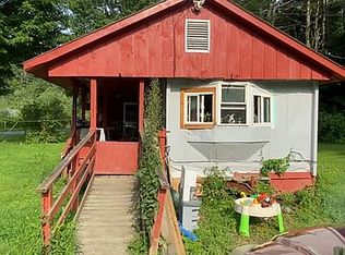 100 Tonys Ln, Jamaica, VT 05343