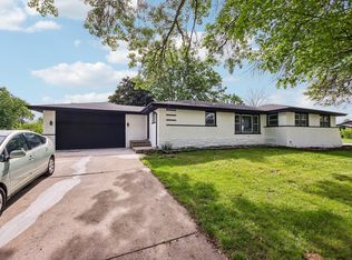 15725 New England Ave, Tinley Park, IL 60477