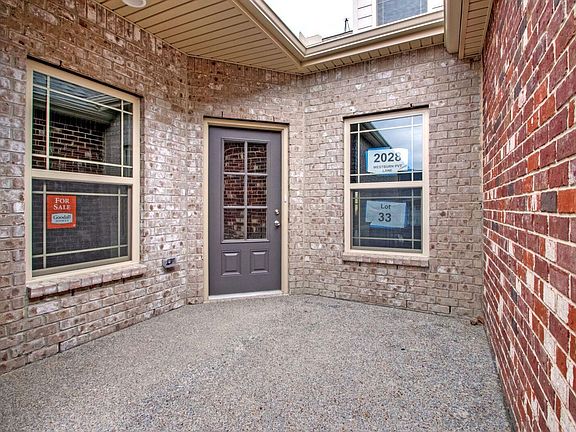 3rd image of 2028 Westburn Pvt Ln