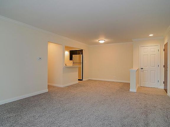 5th image of 775 Pershing Ave APT 5-B