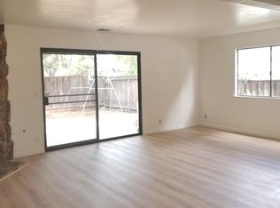 292 Leslie Ct #A, Mountain View, CA 94043