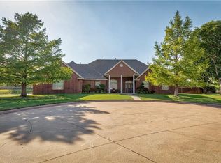 307 Ruby Rd, Elk City, OK 73644