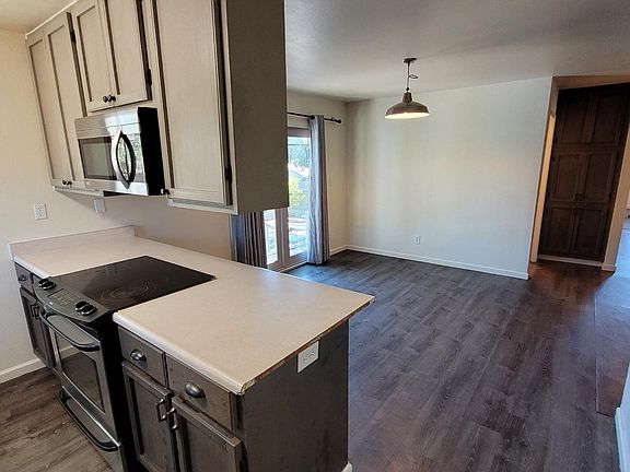 2nd image of 9943 Fairway Dr