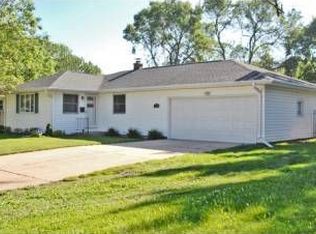 1054 N Randall Ave, Janesville, WI 53545