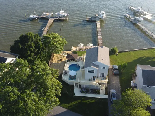 1930 Wilson Point Rd, Middle River, MD 21220