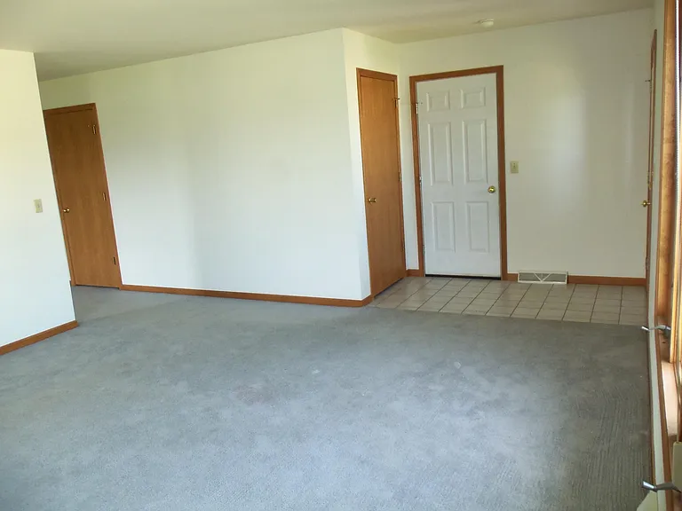 1538 Gene Ct — Photo 4